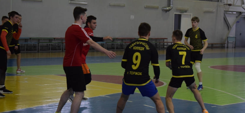 Играй, страна! "Галопом по Европам": гандбольный декабрь в Твери и Торжке