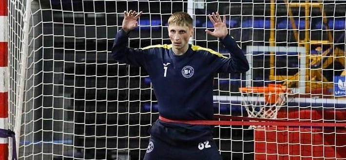 Испания. Белорусский вратарь "Логроньо" Александр Маркелов сломал руку в матче еврокубка и пробудет вне игры от 4 до 6 недель