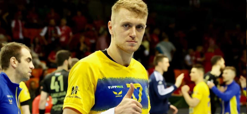 Венгрия. 9 мячей Максима Михалина не уберегли "Будакалаш" от поражения в гостевом матче с "Татабаньей"
