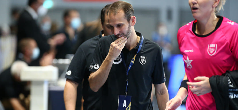 Румыния. Главный тренер "Бреста" Пабло Морель после этого сезона возглавит "Глорию Бузэу", за которую выступает белоруска Диана Ильина