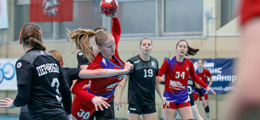 Высшая лига. "Уфа-Алиса" и "Динамо-Синара"-УОР взяли реванш за субботние поражения. Ростовчанки забросили 47 мячей звенигородкам