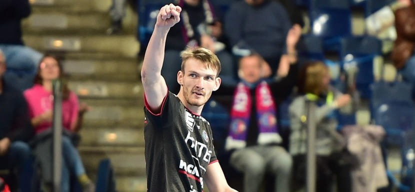 Бундеслига. Полусредний Антонио Метцнер продлил контракт с "Эрлангеном"