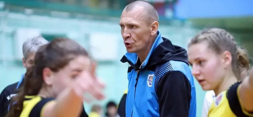 Беларусь. Исполнять обязанности главного тренера "Бреста" (экс-"Берестье") продолжит Юрий Карпук