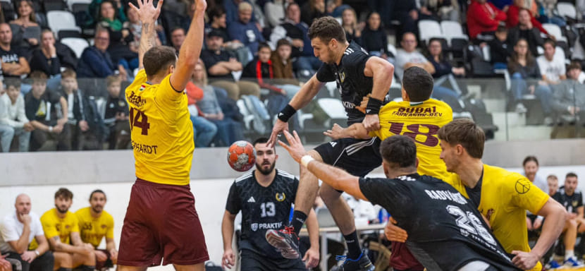 "Чурго" на выезде уступил "Будаёршу" в единственной игре мужского чемпионата Венгрии