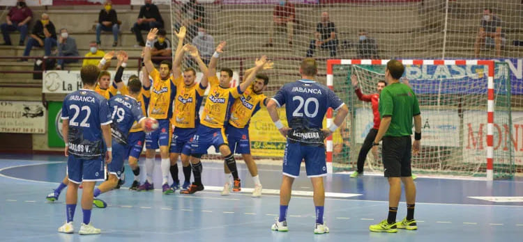 Испания. "Кангас" сыграл в ничью с "Пуэнте-Хенилем" в единственном матче игрового дня