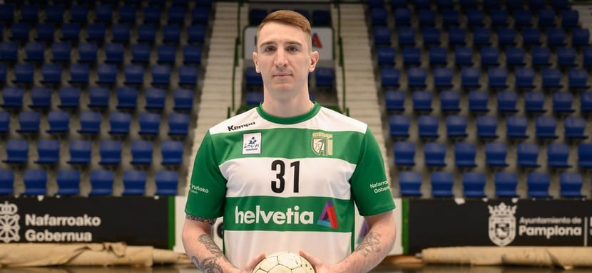 Испания. 25-летний левый полусредний уфимского "Акбузата" Павел Булкин продолжит карьеру в "Анайтасуне". Контракт — до конца сезона