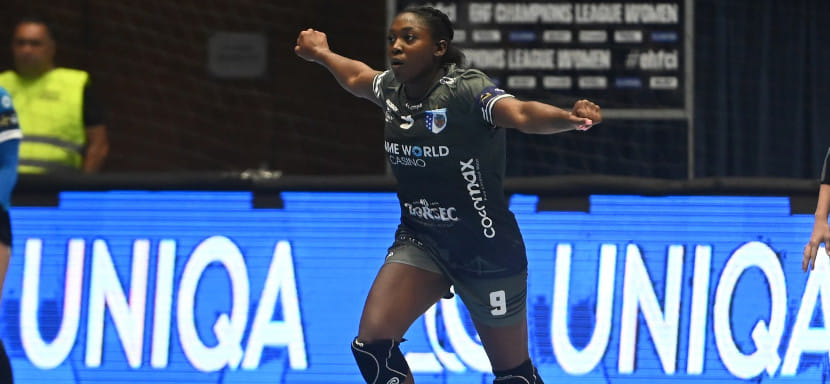 Лига чемпионов. "Бухарест" Марины Судаковой уверенно в гостях обыграл "Брест". "Дьёр" и "Оденсе" одержали разгромные домашние победы