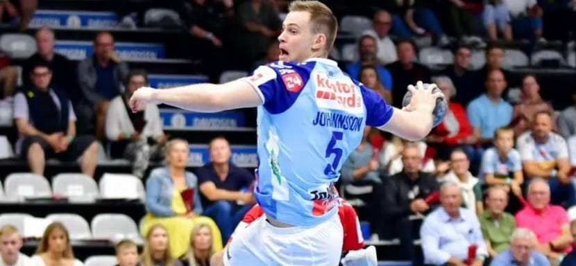 Бундеслига. "Эрланген" нашел замену норвежскому линейному Петтеру Овербю. Летом к команде присоединится исландец Свейнн Йоханнссон