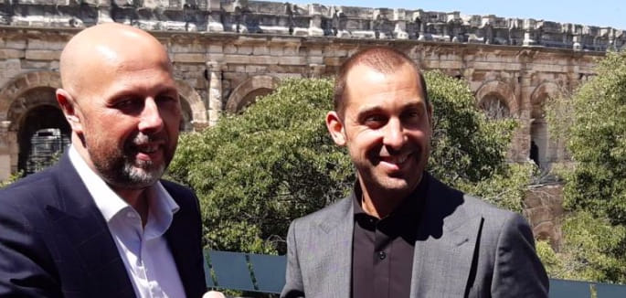 Франция. "Ним" официально подтвердил продление на год контракта с легендарным левым крайним Микаэлем Гигу. Теперь он доиграет до 40