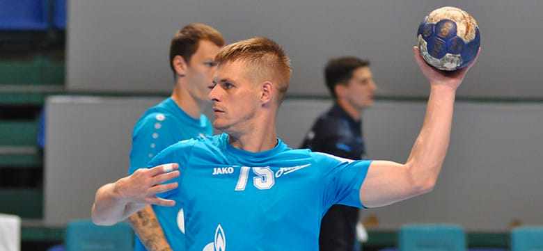 Olimpbet Суперлига. Правый полусредний "Зенита" Виктор Бабкин из-за повреждения, полученного в матче с "Сакарьей", пропустит несколько недель