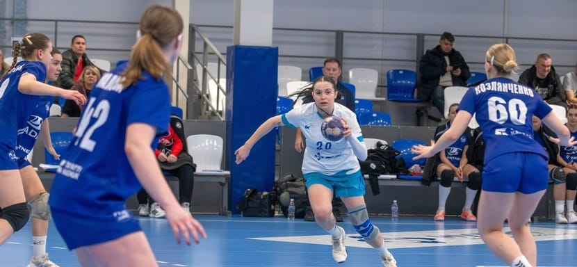 "Черноморочка-2" вновь была сильнее "Лады"-СШОР и остальные результаты четверга в молодёжном первенстве России