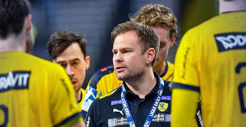 Бундеслига. Главный тренер "Райн Левен" 38-летний исландец Кристьян Андрессон отправлен в отставку руководством клуба