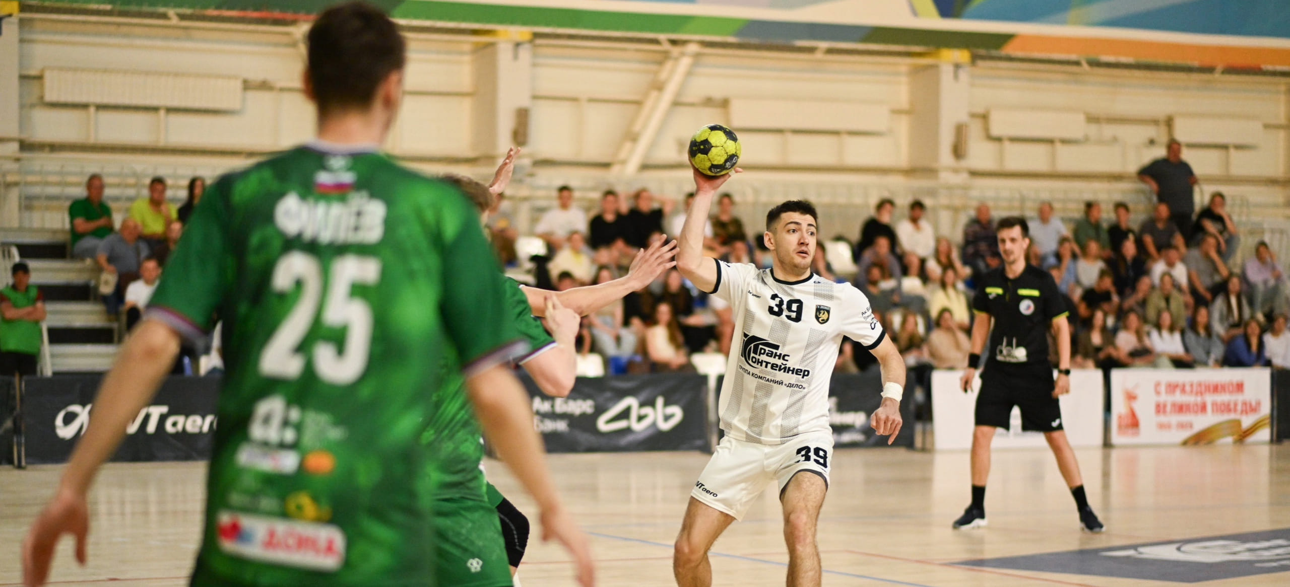 Волжские страдания. "Каустик", сократив отставание до "минус 3", проиграл битву, но не сражение