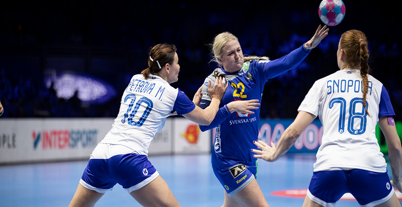 ЧЕ-2018. Евгений Трефилов и Анна Сень о матче Россия — Швеция