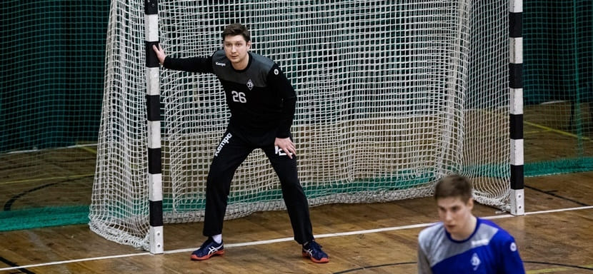 Olimpbet Суперлига. Страж ворот Александр Лысенко после выступлений в Волгограде и Челябинске вернулся в ставропольский "Виктор"