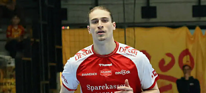 Десять голов Юри Кнорра помогли "Ольборгу" справиться с "Гудме" в чемпионате Дании. Участник Лиги чемпионов пока не проходит в полуфинал