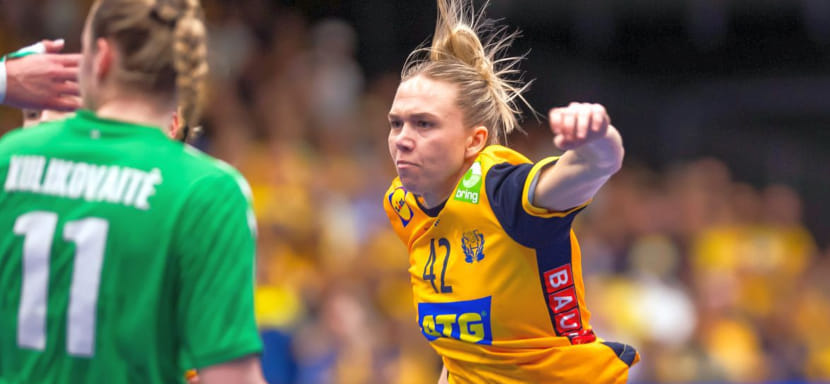 Разыгрывающая сборной Швеции и норвежского "Мёльде" Йенни Карлсон летом станет гандболисткой "Бухареста"