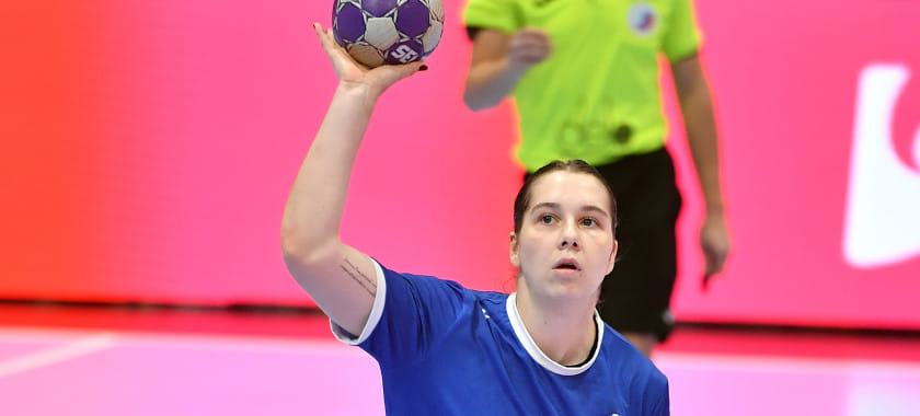 Алина Загороднева из "Динамо-Синары" — лучший бомбардир Суперлиги после первого круга. Екатерина Долматова и Яна Сотникова в топ-3