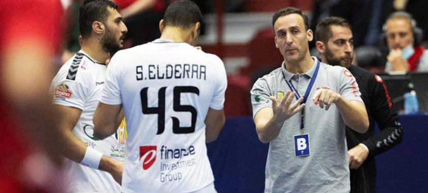 Роберто Гарсия Паррондо отказался уйти с поста рулевого "Мельзунгена", поэтому Египетская федерация гандбола не продлила с ним контракт