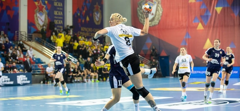 ЧЕ-2020. Анна Сень: "Датчанки с каждым матчем набирают ход. Хотя по игре и по составу сборная России намного сильнее" (ВИДЕО)