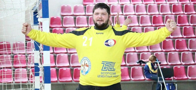 Беларусь. Вадим Котов: "Думал, повешу кроссовки на гвоздь. Но вернулся, доказал, что еще могу. И перешел в "Машеку"