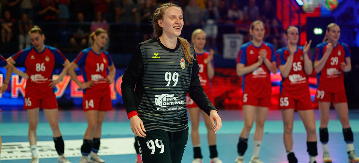 Лучшая в мае Полина Каплина: "Какой спорт на пляже?! Сейчас пришло время отдыхать!"