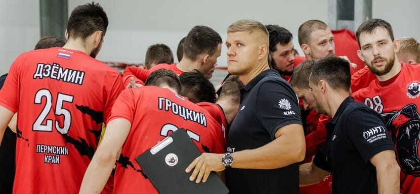 Игровой день воскресенья в мужском чемпионате России завершился победой "Пермских медведей" над ставропольским "Виктором"