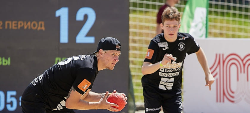 Пляжный гандбол. "Вешняки-1" и "Московская гандбольная академия-1" стали победителями чемпионата Москвы среди женщин и мужчин