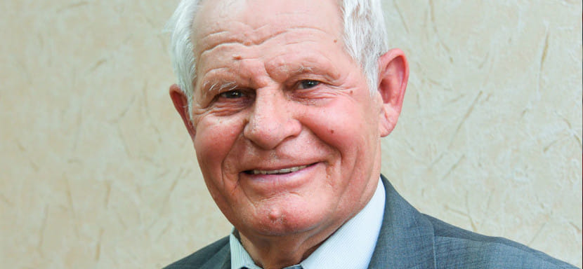 Заслуженный тренер СССР и России, основатель гандбольной "Кубани" Александр Тарасиков награжден медалью "Герой труда Краснодарского края"