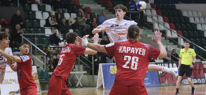 В мужском чемпионате Беларуси стартовал второй этап. СКА победил "Машеку", "Кронон" обыграл "Гомель", МОГК взял верх над РГУОР-сборной-2008