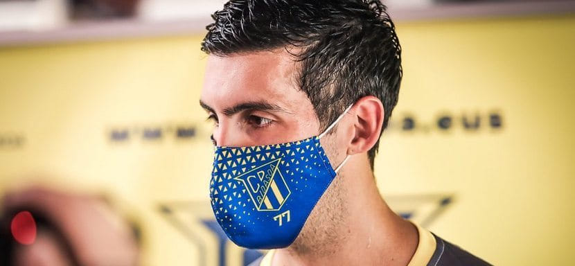 Испания. Левый полусредний сборной Аргентины Николас Бонанно будет играть за "Анайтасуну" россиянина Руслана Дашко