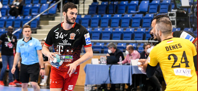 Венгрия. Лидеры чемпионата "Веспрем" и "Пик" одержали победы над ближайшими преследователями. Результаты игрового дня