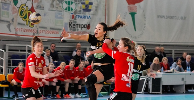 Беларусь. Мария Коновал сломала руку в товарищеском матче против сборной Украины и выбыла на неопределенный срок (ВИДЕО)