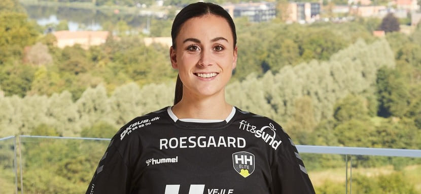 Дания. Вратарь "Хорсенса" и сборной Нидерландов Клаудия Ромпен продолжит карьеру в "Виборге"