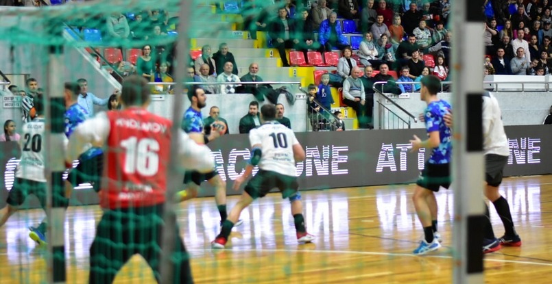 Суперлига Париматч. Главный тренер "Виктора" Сергей Кленов: "Переломили ситуацию после первого тайма за счет слаженных действий в обороне"