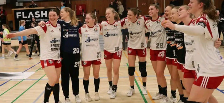 Дания. "Аякс" и "Скандеборг" одержали волевые домашние победы над "Рингкебингом" и "Орхусом" в этапе проигравших