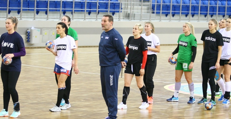 Беларусь. Томаж Чатер: "На этой неделе готовим новую защиту. Попробуем ее в матчах с украинками"