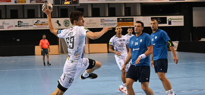 Словакия. "Татран" объявил о подписании профессионального контракта с 18-летним правым крайним Томашем Фехом