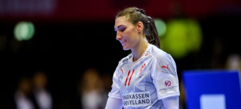 Товарищеский матч. Сборная Дании на домашней площадке разгромила команду Японии. На декабрьском чемпионате мира скандинавки проиграли азиаткам