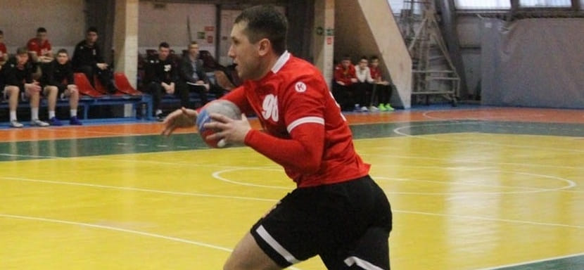 24-летний белорусский разыгрывающий Валентин Силко, выступавший за гродненский "Кронон", стал игроком СГАУ-"Саратова"