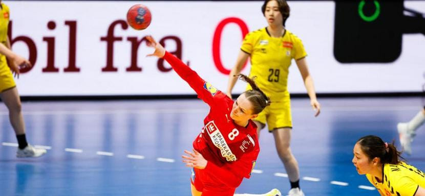 Сегодня определятся очередные участники основного раунда женского чемпионата мира-2025: матчи пройдут в четырёх группах