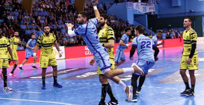 Франция. Левый крайний "Шартра" Ваня Илич продлил контракт с клубом