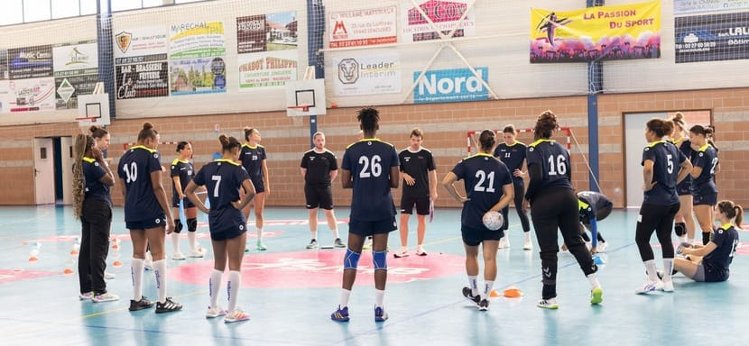 Клуб "Самбр-Авенуа", дебютирующий в элите женского чемпионата Франции, будет играть на покрытии с Олимпийских игр