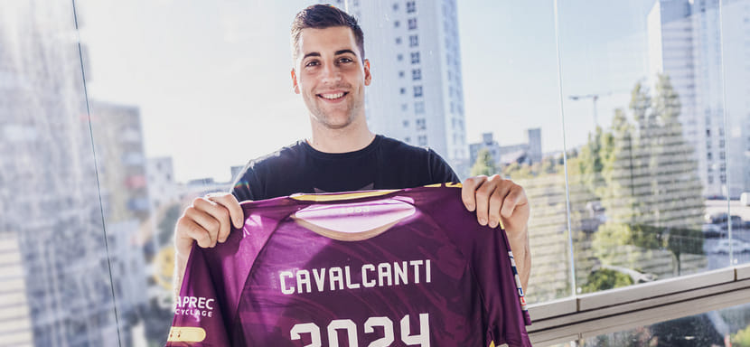 Франция. Конкурент Александра Шкуринского на позиции левого полусреднего португалец Алешандре Кавалканти продлил контракт с "Нантом"