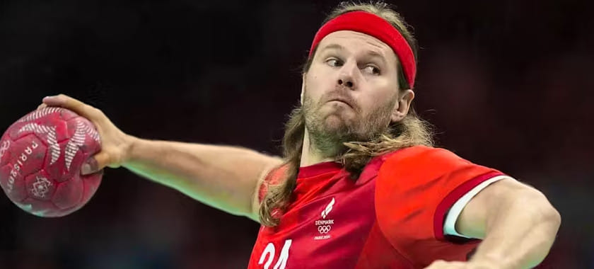 Миккель Хансен, Никлас Ландин и Хенрик Мёлльгорд догнали Даниэля Нарсисса и Тьерри Омейе по количеству медалей ОИ. Больше только у 4 игроков