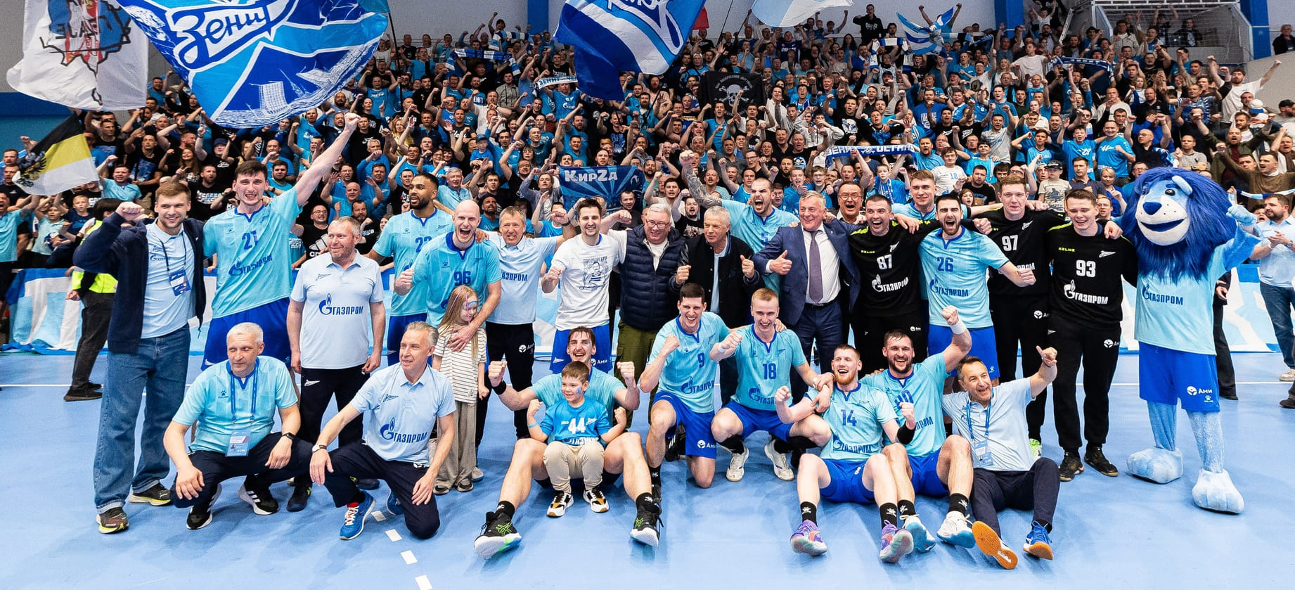 "Виноват ли сегодня Ильтинский? Победителей не судят". Как "Зенит" праздновал чемпионство