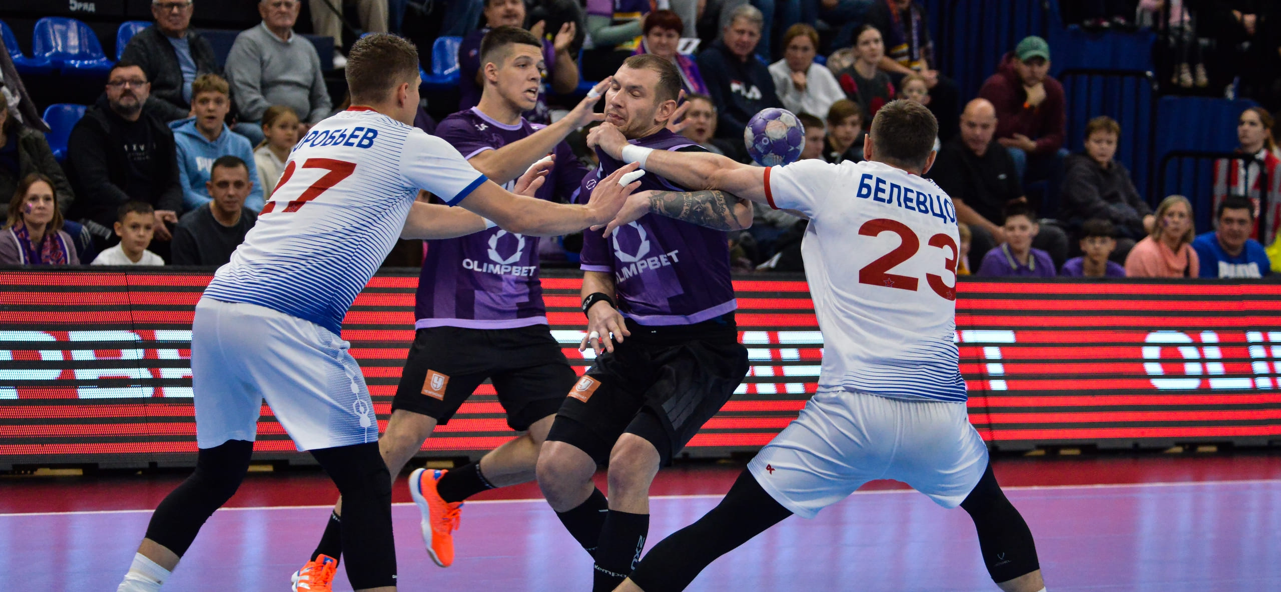 Сегодня определится обладатель Кубка России сезона 2025/26. За почётный трофей поспорят "Чеховские медведи" и ЦСКА