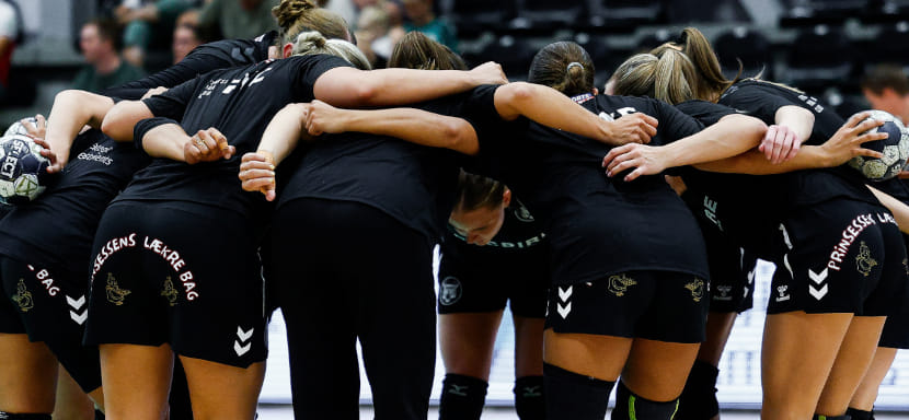 "Копенгаген" и "Рингкёбинг" одержали домашние победы, "Виборг" праздновал гостевую викторию в пятничных матчах чемпионата Дании