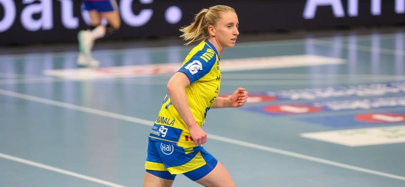 Левая крайняя норвежского "Сторхамара" Вероника Мала с нового сезона будет защищать цвета румынской "Глории Бистрицы"