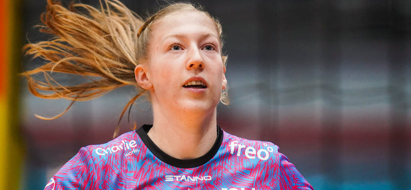 ЧЕ-2022. Вратарь сборной Нидерландов Яра тен Холте — автор лучшего сейва по итогам матчей четвёртого дня турнира (ВИДЕО)